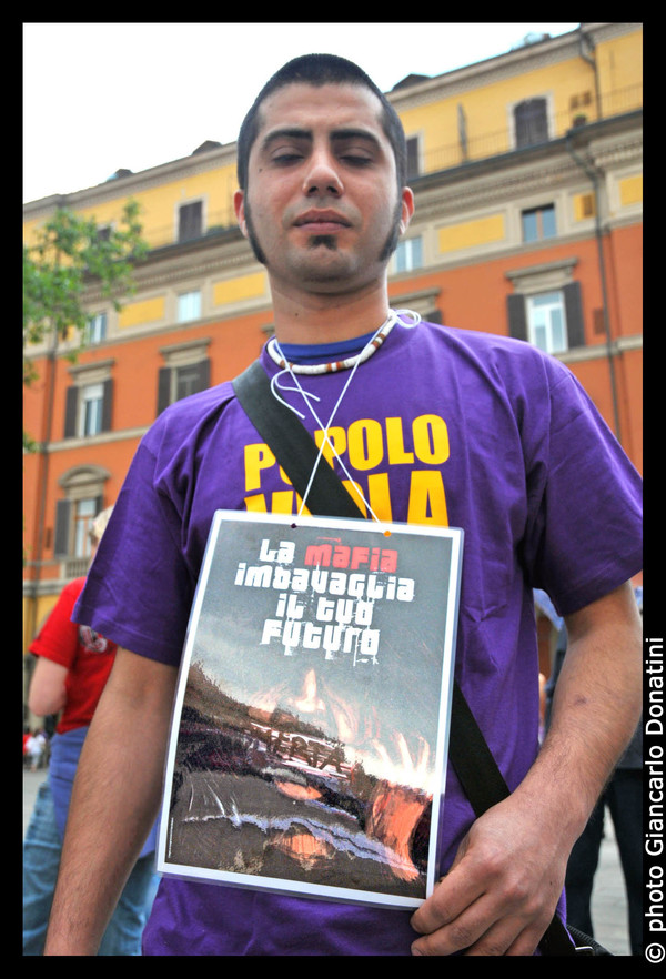 POPOLO VIOLA
